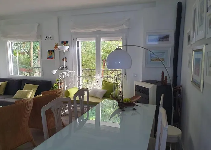 La Casa De La Ribera Del Cega Casa vacanze *